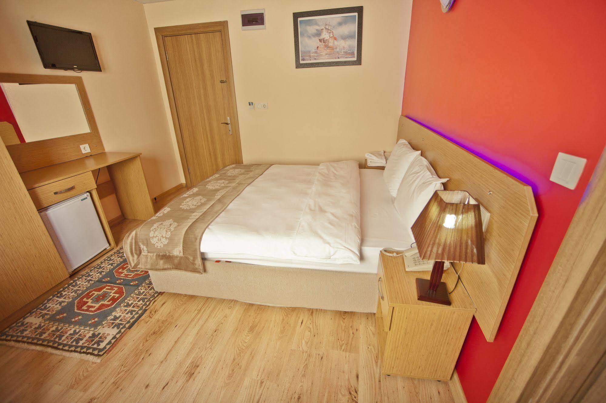Avcilar Vizyon Hotel Istanbul Exterior photo